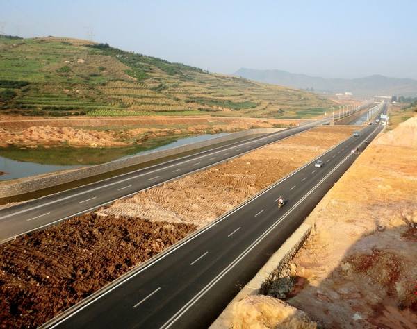 云南省昭通市昭魯城市走廊公路工程