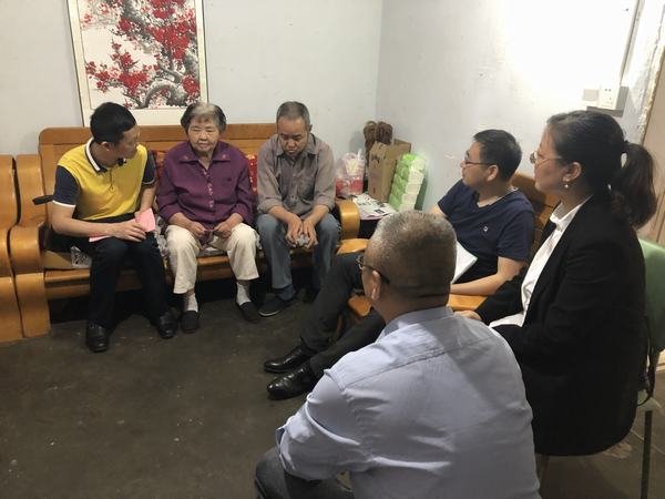 資陽市總工會陳海民一行到工程局開展精準幫扶走訪慰問活動