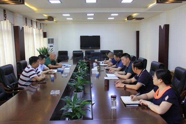 都江堰建行譚海濤一行到公司調研