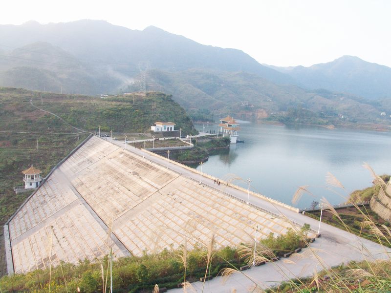 鄰水關(guān)門(mén)石水庫(kù)