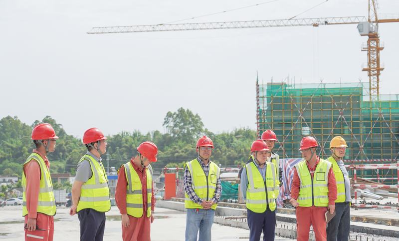 茍仕聰一行到虎渡溪航電工程項目檢查指導工作