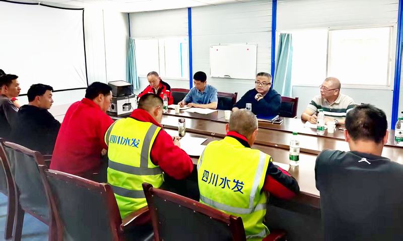 羅雪到九龍縣三四溝、麻窩溝水電站開展安全生產及防洪渡汛督導檢查